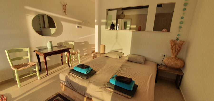Bedroom & sunrise